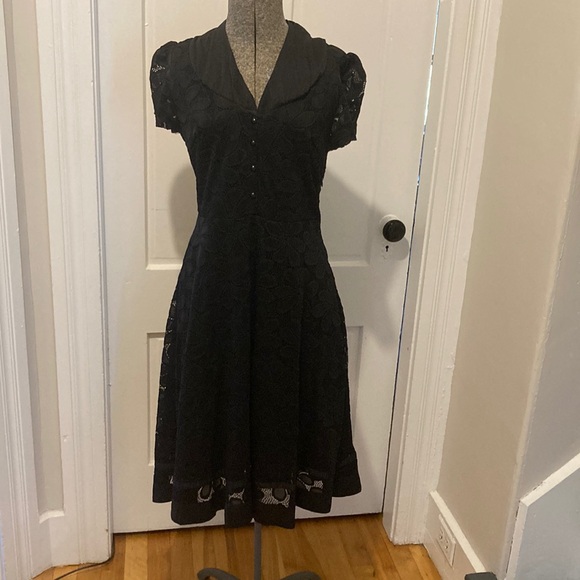 Black Dress - Picture 1 of 5